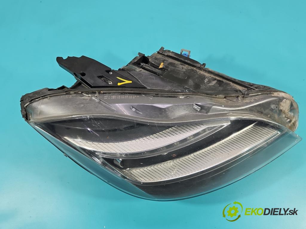 Mercedes CLS II C218 2010-2018 4.7 V8 (278922) automatic 315 kW 4664 cm3 4- Reflektor: pravý  (Pravé)