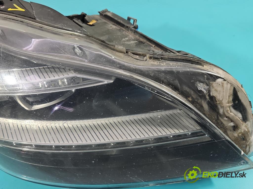 Mercedes CLS II C218 2010-2018 4.7 V8 (278922) automatic 315 kW 4664 cm3 4- Reflektor: pravý  (Pravé)