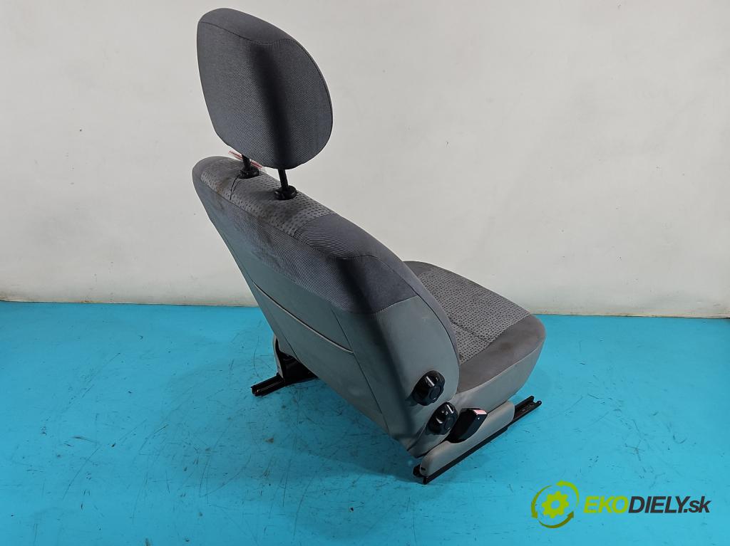 Dacia Logan I 2005-2014 1.6 8V 87 HP manual 64 kW 1598 cm3 4- Sedačka ľavý  (Sedačky, sedadlá)