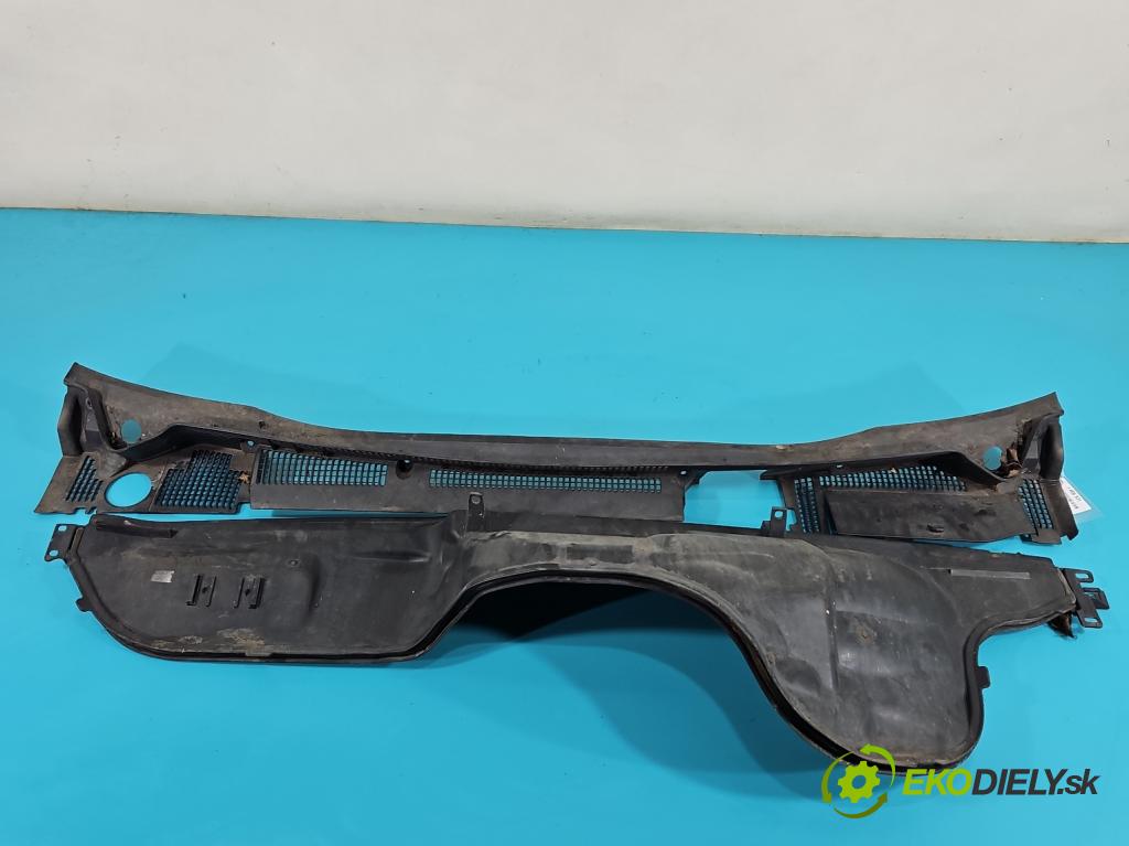 Opel Meriva A 2002-2010 1.6 16V 101 HP manual 74 kW 1598 cm3 5- torpédo  (Torpéda)