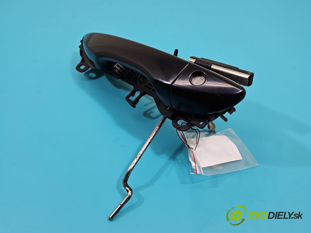 Toyota Corolla E16/E18  2013-2019 1.6 16V 132  HP manual 97 kW 1598 cm3 4- rukoväť predné ľavé mimo:  (Vonkajšie predné ľavé)