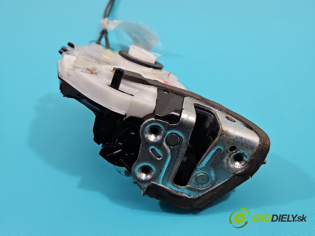 Toyota Corolla E16/E18 2013-2019 1.6 16V 132 hp manual 97 kW 1598 cm3 4- zámek zadní pravý 3061912