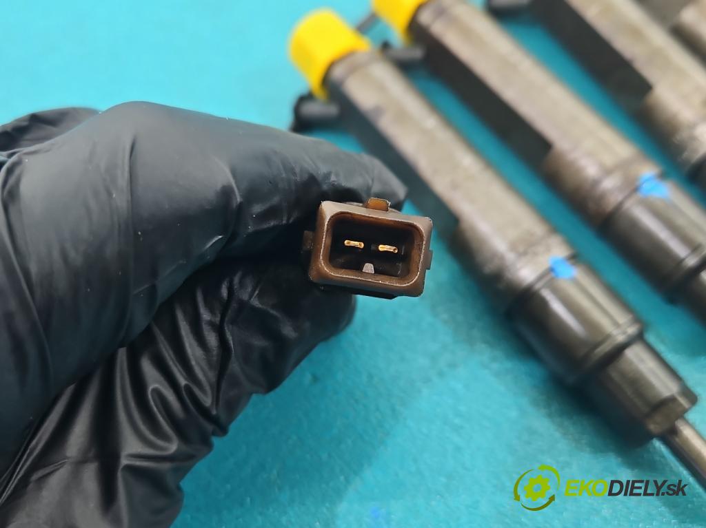 Vw Golf III 1991-1998 1.9 tdi 90 HP manual 66 kW 1896 cm3 3- vstrek 028130201J (Vstrekovač paliva)