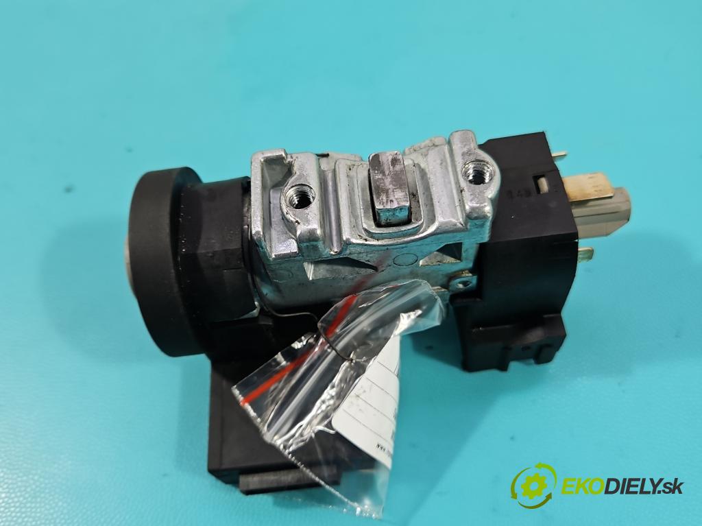 Opel Vectra B 1995-2002 2.0 dtl 82 HP manual 60 kW 1995 cm3 4- Spínačka 09148300 (Spínacie skrinky a kľúče)