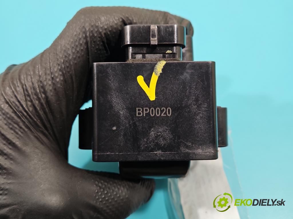 Dacia Logan I 2005-2014 1.6 8V 87 HP manual 64 kW 1598 cm3 4- cievka zapaľovacia  (Zapaľovacie cievky, moduly)