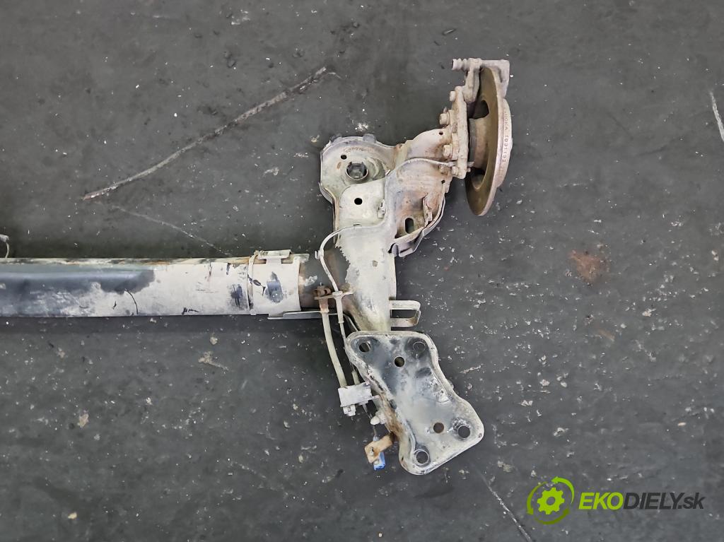 Peugeot 207 1.6 hdi 109 hp manual 80 kW 1560 cm3 2- zadní výztuha  (Výztuhy zadní)