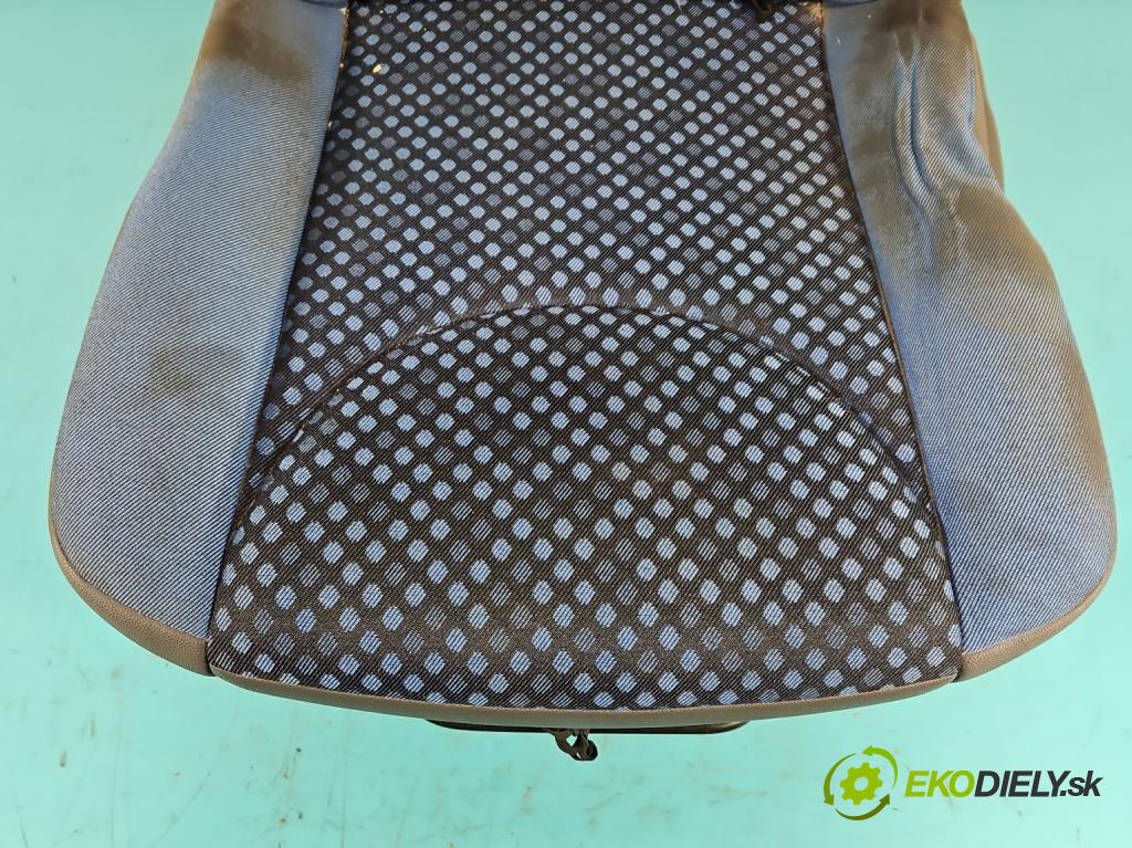 Fiat Scudo II 2006-2016 2.0 jtd 128 HP manual 94 kW 1997 cm3 5- Sedačka ľavý  (Sedačky, sedadlá)