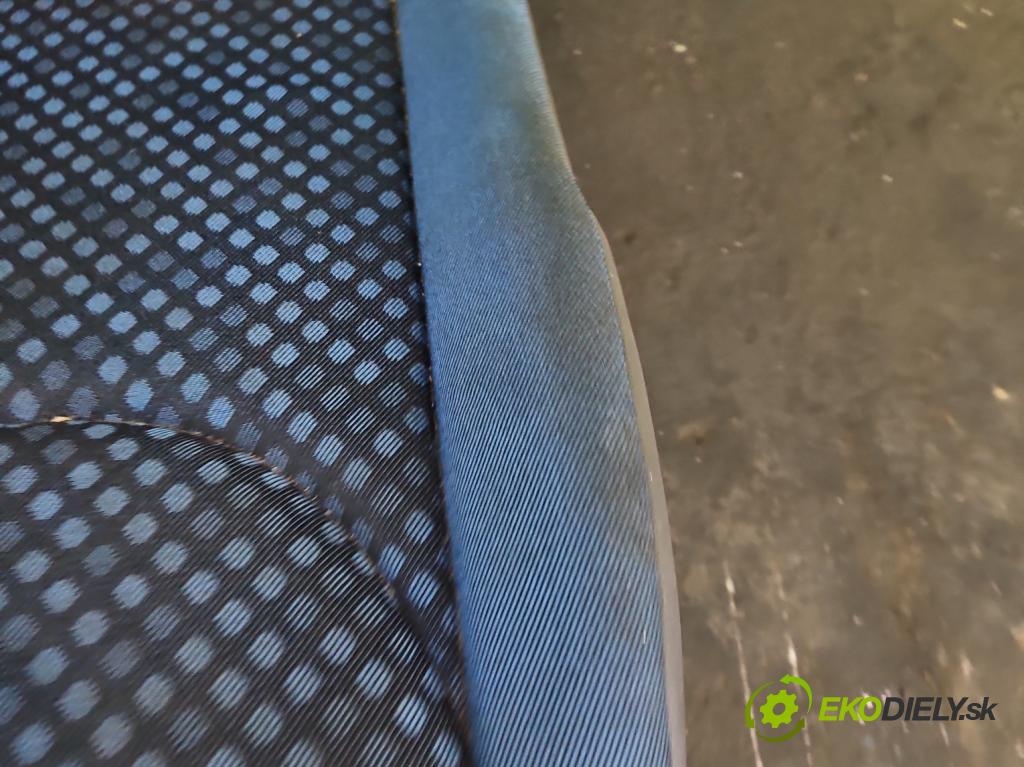 Fiat Scudo II 2006-2016 2.0 jtd 128 HP manual 94 kW 1997 cm3 5- Sedačka pravý  (Sedačky, sedadlá)