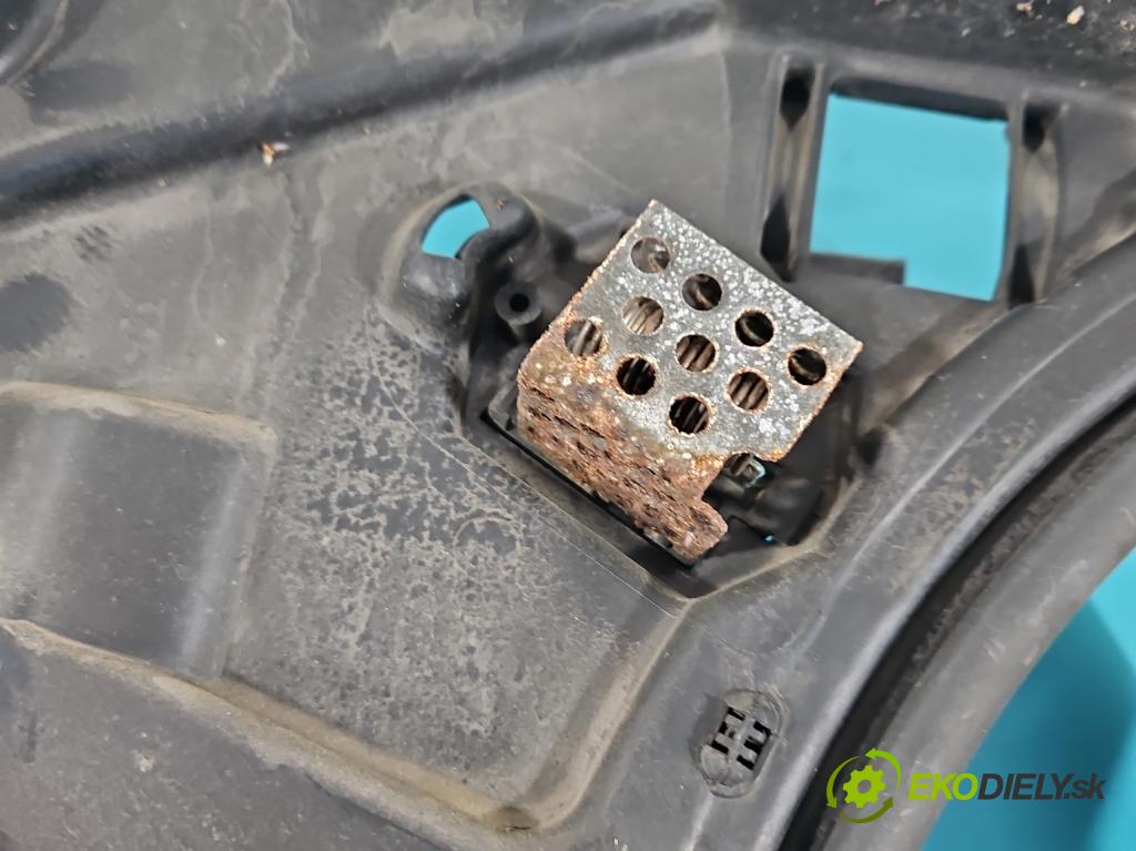 Renault Laguna III 2007-2015 2.0 dci 131 HP manual 96 kW 1995 cm3 5- Ventilátor chladiča 0130307096
