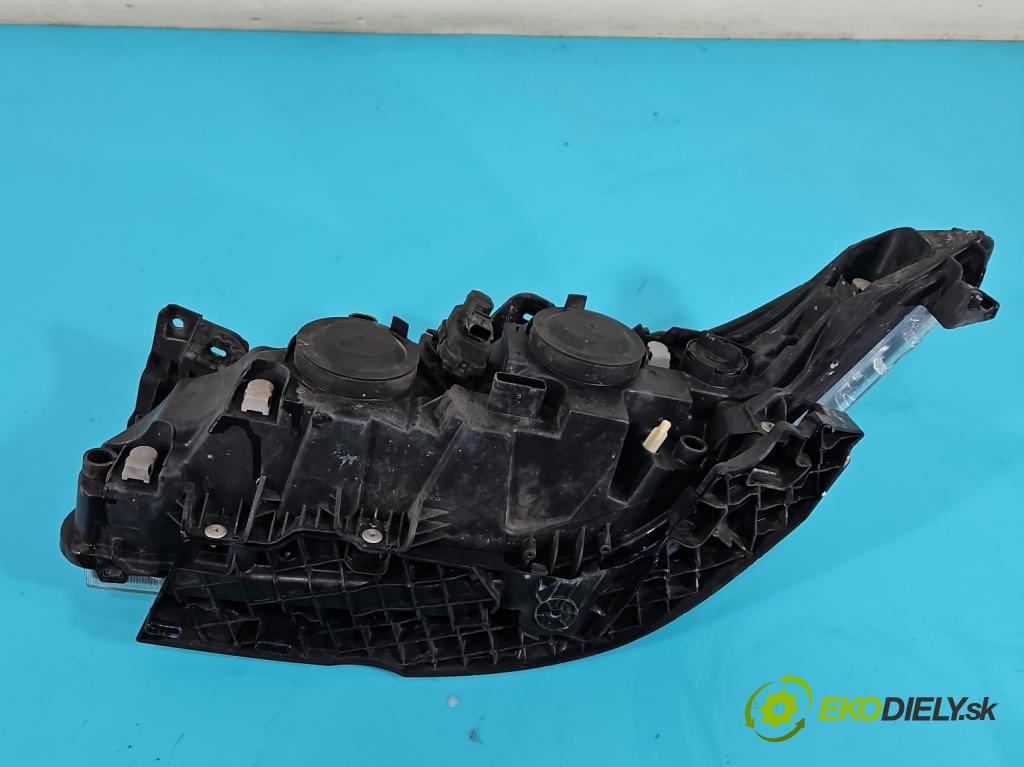 Renault Laguna II 2001-2007 2.0 T 170 HP manual 125 kW 1998 cm3 5- Reflektor: pravý 8200481197 (Pravé)