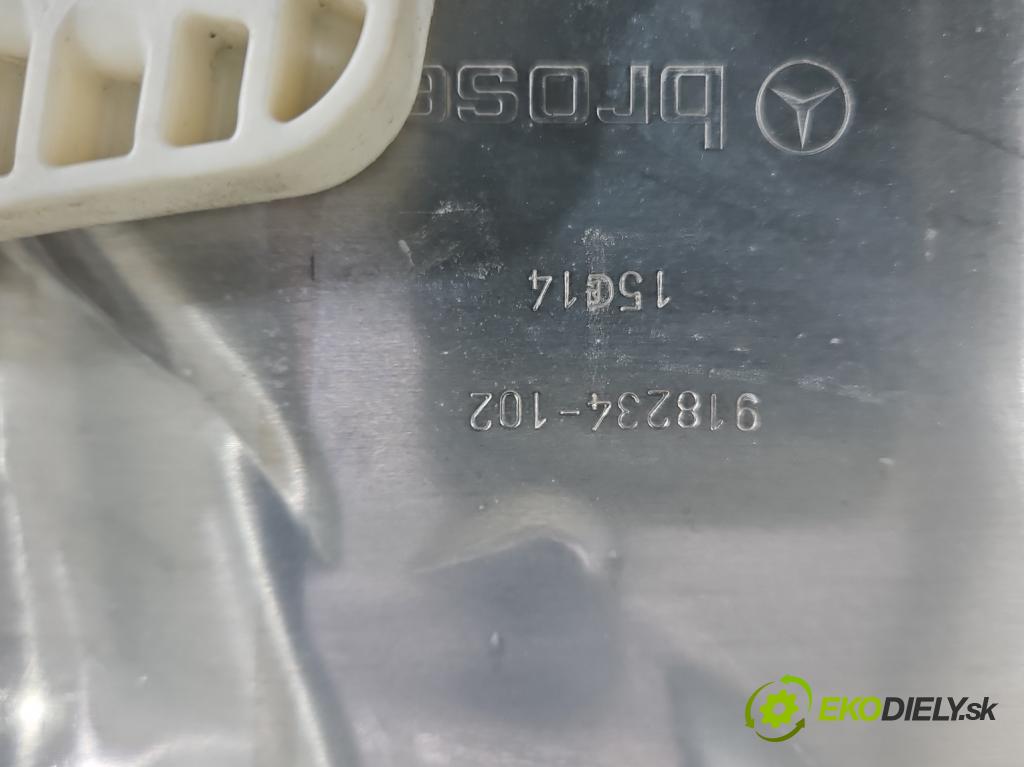 Mercedes CLS II C218 2010-2018 4.7 V8 (278922) automatic 315 kW 4664 cm3 4- mechanismus stahování přední levý A2188904167