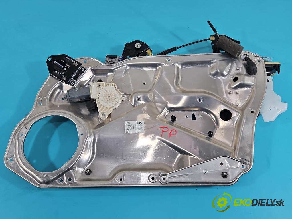 Mercedes CLS II C218 2010-2018 4.7 V8 automatic 315 kW 4664 cm3 4- mechanismus stahování přední pravý 918236-102
