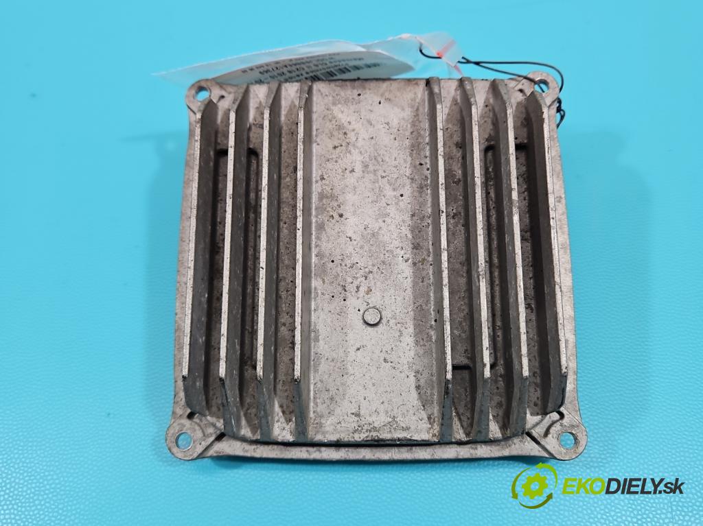 Mercedes CLS II C218 2010-2018 4.7 V8 (278922) automatic 315 kW 4664 cm3 4- střídač: xenon A2189009203 (Riadiaca jednotka xenónu)