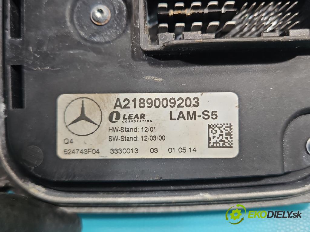 Mercedes CLS II C218 2010-2018 4.7 V8 (278922) automatic 315 kW 4664 cm3 4- střídač: xenon A2189009203 (Riadiaca jednotka xenónu)