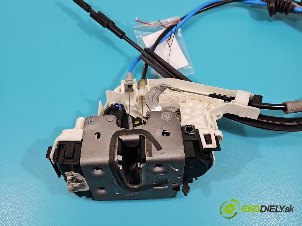 Mercedes CLS II C218 2010-2018 4.7 V8 (278922) automatic 315 kW 4664 cm3 4- zámek zadní levý A0997300335