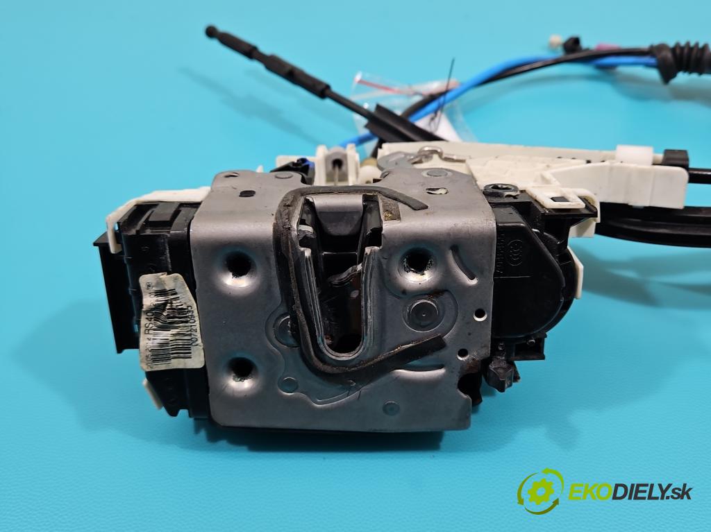 Mercedes CLS II C218 2010-2018 4.7 V8 (278922) automatic 315 kW 4664 cm3 4- zámek zadní levý A0997300335