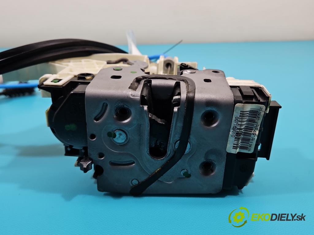 Mercedes CLS II C218 2010-2018 4.7 V8 (278922) automatic 315 kW 4664 cm3 4- zámek zadní pravý A2047303035