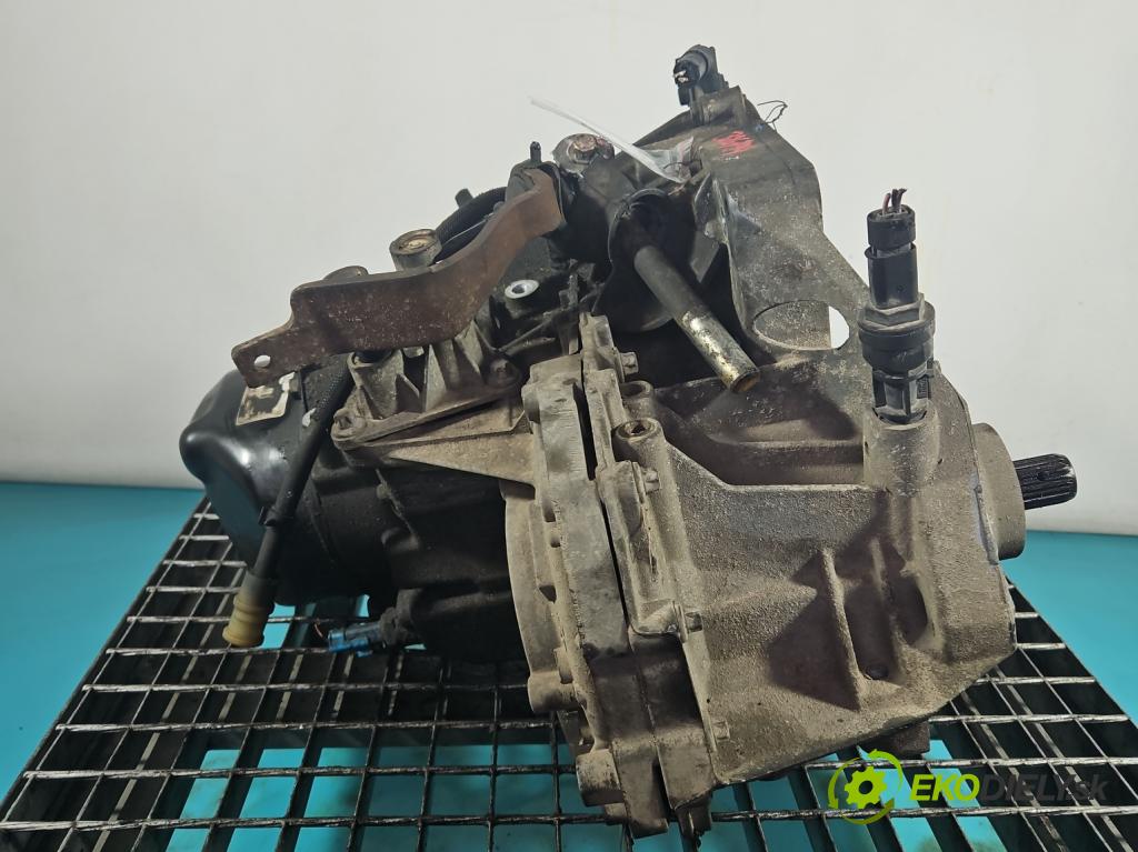 Dacia Logan I 2005-2014 1.6 8V 87 HP manual 64 kW 1598 cm3 4- prevodovka stupeň,rýchlosť manual JH3052