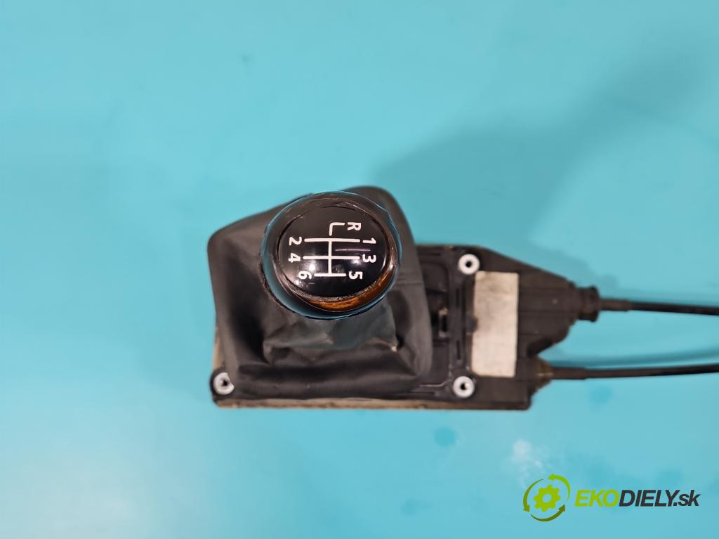 Renault Laguna II 2001-2007 2.0 T 170 HP manual 125 kW 1998 cm3 5- Páka: Změny: stupeň,rýchlosť 8200502613 (Rýchlostná páka (kulisa))