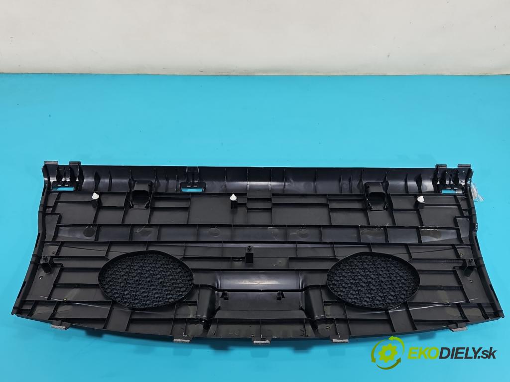 Toyota Corolla E16/E18  2013-2019 1.6 16V 132  HP manual 97 kW 1598 cm3 4- zadná 64330-02A80 (Pláta zadné)