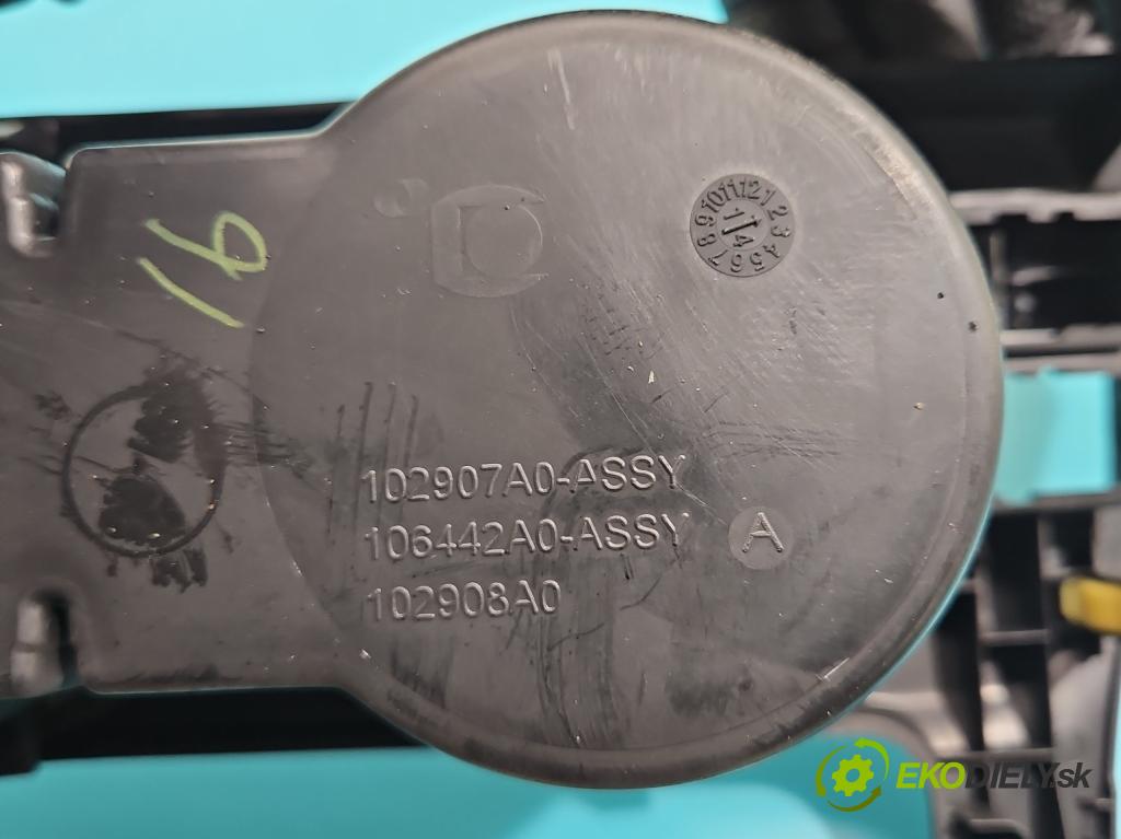 Toyota Corolla E16/E18  2013-2019 1.6 16V 132  HP manual 97 kW 1598 cm3 4- Rukojeť: na nápoje: 58804-02230 (Úchyty, držiaky na nápoje)