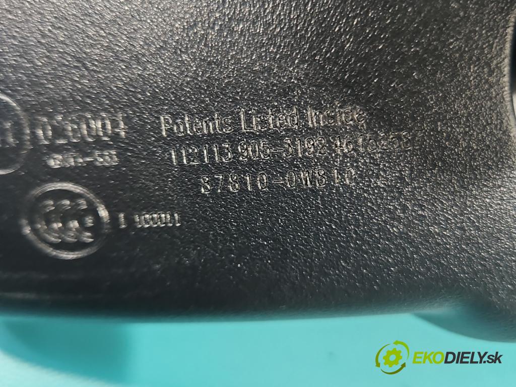 Toyota Corolla E16/E18  2013-2019 1.6 16V 132  HP manual 97 kW 1598 cm3 4- zrkadlo uvnitř: 87810-0W810 (Spätné zrkadlá vnútorné)