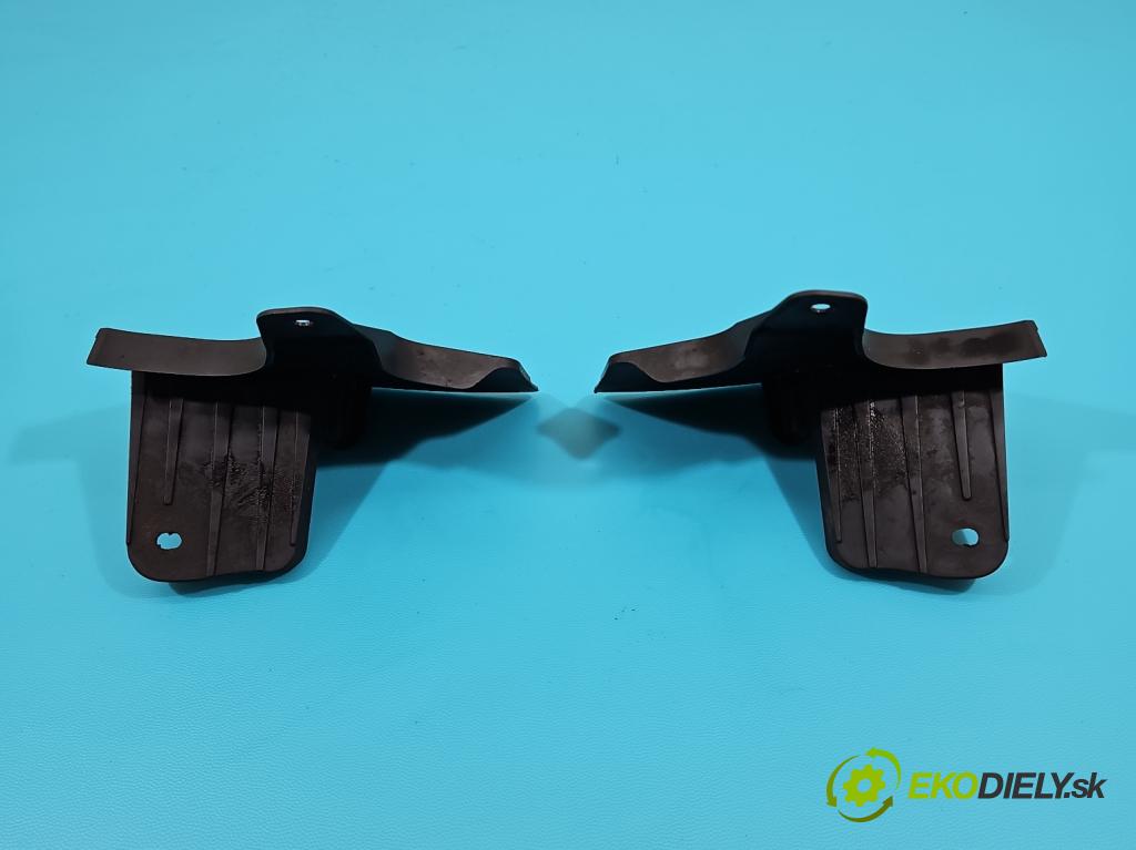 Toyota Corolla E16/E18  2013-2019 1.6 16V 132  HP manual 97 kW 1598 cm3 4- blatník 76622-02220