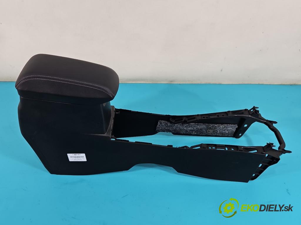 Toyota Corolla E16/E18  2013-2019 1.6 16V 132  HP manual 97 kW 1598 cm3 4- operadlo 58910-02350 (Lakťové opierky)