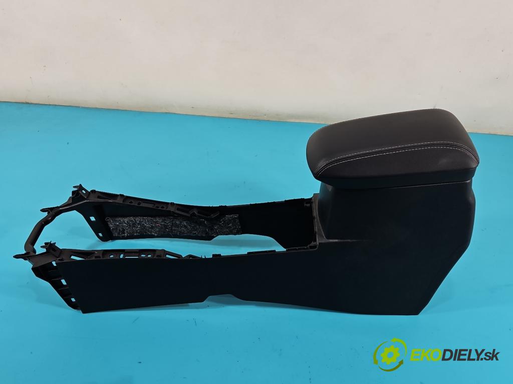 Toyota Corolla E16/E18  2013-2019 1.6 16V 132  HP manual 97 kW 1598 cm3 4- operadlo 58910-02350 (Lakťové opierky)