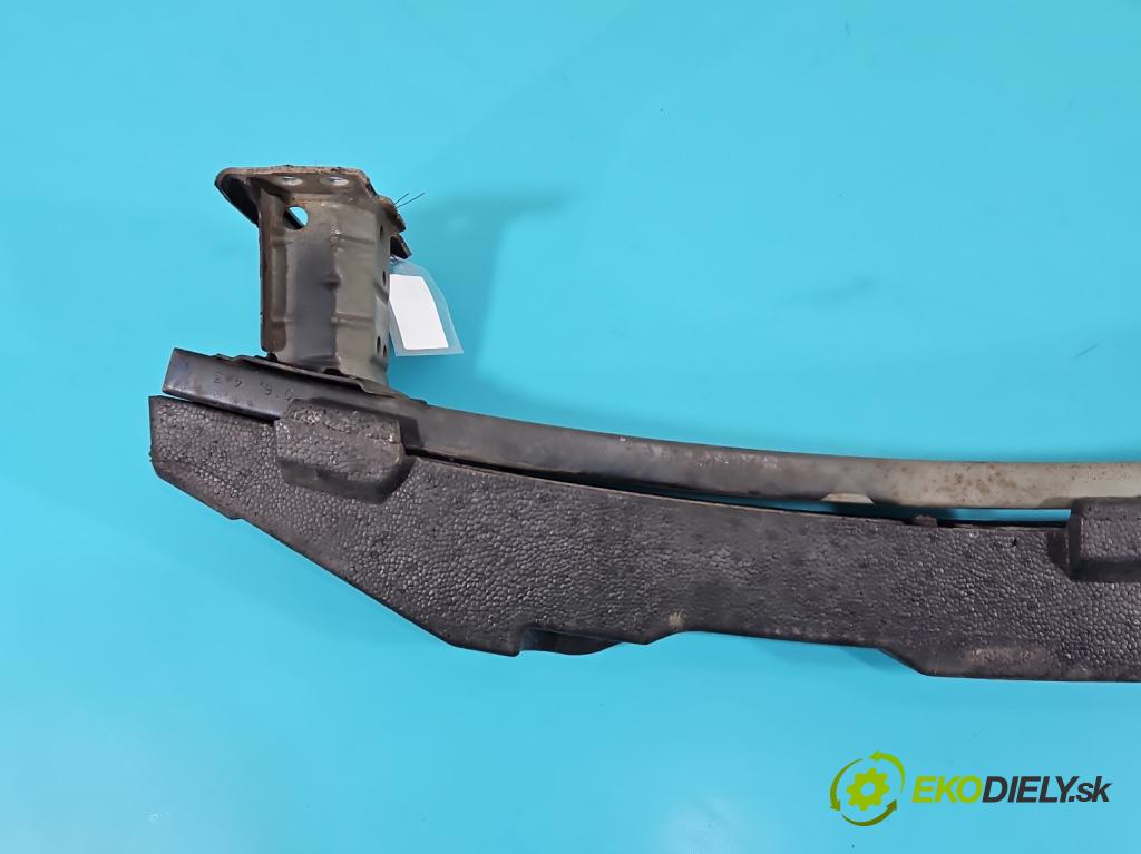 Toyota Corolla E16/E18  2013-2019 1.6 16V 132 hp manual 97 kW 1598 cm3 4- výztuha nárazníku přední