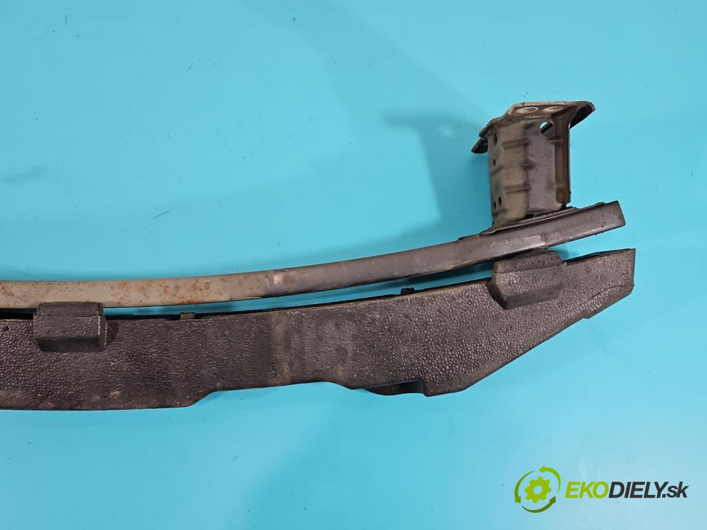 Toyota Corolla E16/E18  2013-2019 1.6 16V 132 hp manual 97 kW 1598 cm3 4- výztuha nárazníku přední
