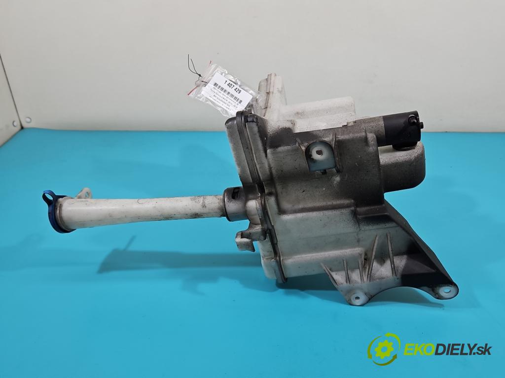 Toyota Corolla E16/E18  2013-2019 1.6 16V 132  HP manual 97 kW 1598 cm3 4- nádržka tekutina: ostrekovačov