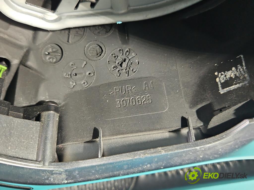 Mercedes CLS II C218 2010-2018 4.7 V8 automatic 315 kW 4664 cm3 4- volant  (Volanty)