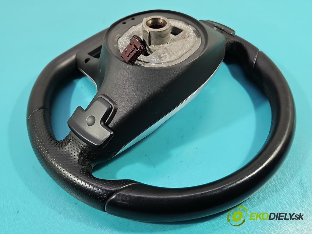 Mercedes CLS II C218 2010-2018 4.7 V8 automatic 315 kW 4664 cm3 4- volant  (Volanty)