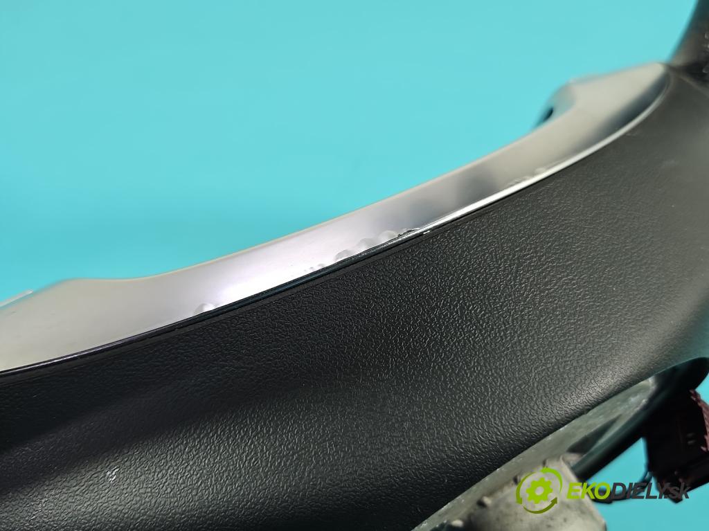 Mercedes CLS II C218 2010-2018 4.7 V8 automatic 315 kW 4664 cm3 4- volant  (Volanty)