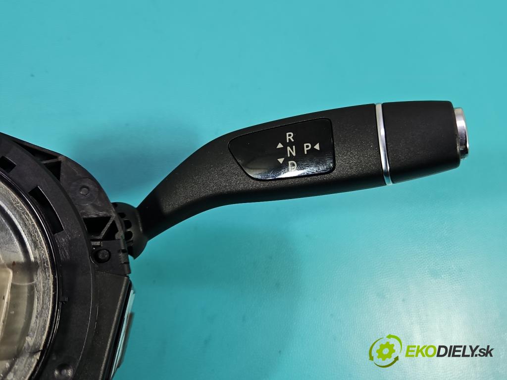 Mercedes CLS II C218 2010-2018 4.7 V8 278922 automatic 315 kW 4664 cm3 4- Přepínač sdružený LK10068735 (Páčky pod volantem)