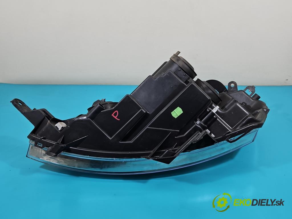 Fiat Scudo II 2006-2016 2.0 jtd 128 HP manual 94 kW 1997 cm3 5- Reflektor: pravý 89902621 (Pravé)