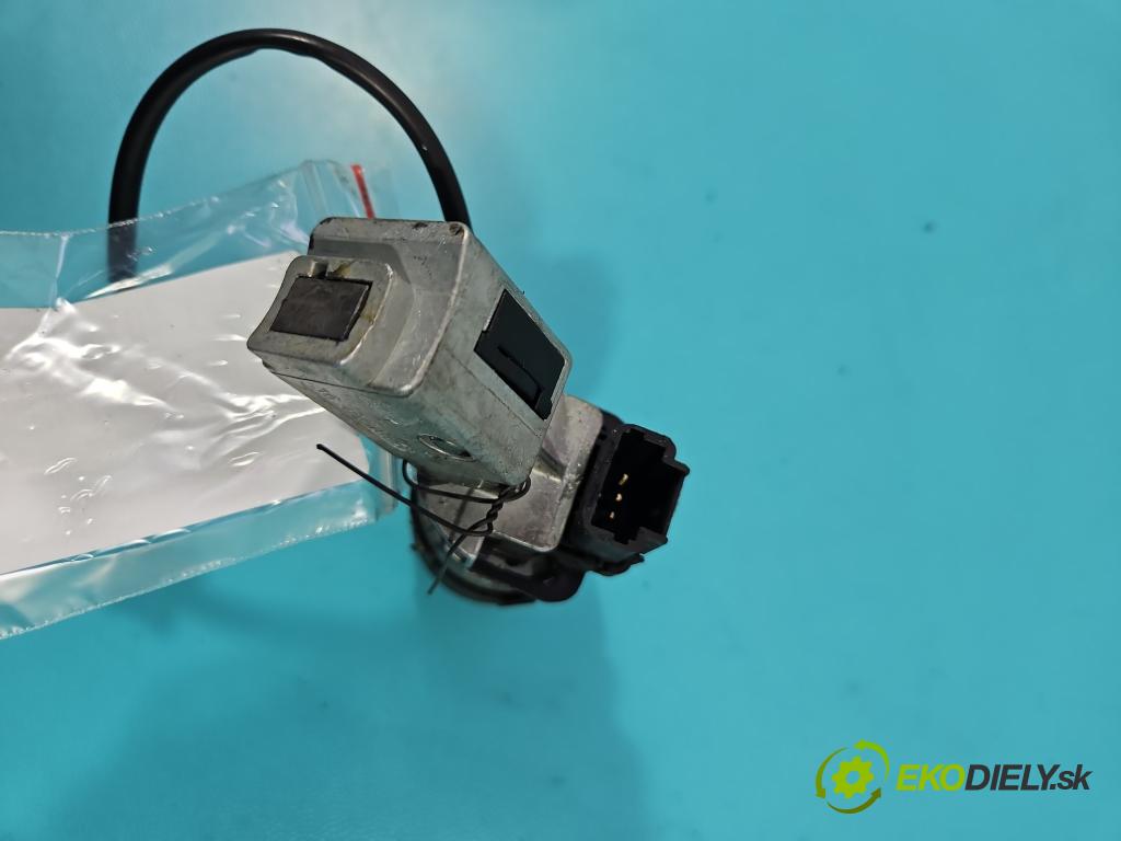 Fiat Scudo II 2006-2016 2.0 jtd 128 HP manual 94 kW 1997 cm3 5- Spínačka  (Spínacie skrinky a kľúče)