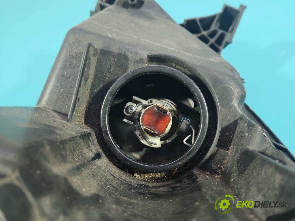 Honda CR-V II 2001-2006 2.0 16V 150 HP manual 110 kW 1998 cm3 5- Reflektor: pravý  (Pravé)