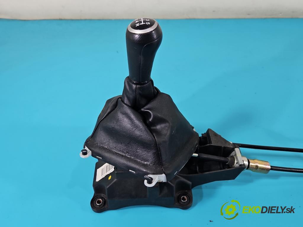 Honda CR-V II 2001-2006 2.0 16V 150 HP manual 110 kW 1998 cm3 5- Páka: Změny: stupeň,rýchlosť 54000-S9A0034 (Rýchlostná páka (kulisa))