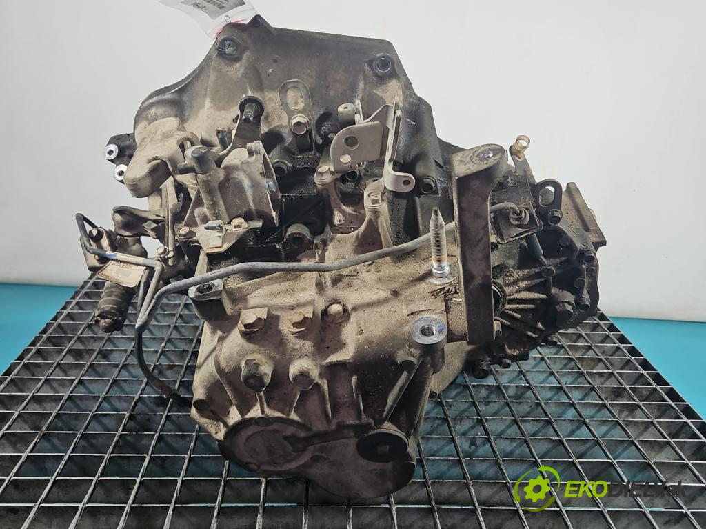Honda CR-V II 2001-2006 2.0 16V 150 HP manual 110 kW 1998 cm3 5- prevodovka stupeň,rýchlosť manual PSB1