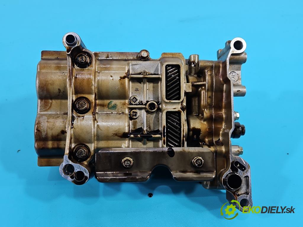 Honda CR-V II 2001-2006 2.0 16V 150 HP manual 110 kW 1998 cm3 5- čerpadlo oleja: K20A4 (Olejová pumpa)