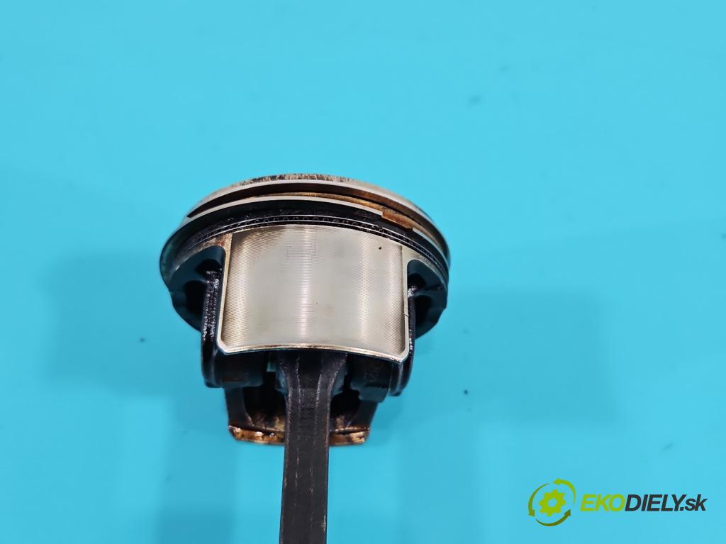 Honda CR-V II 2001-2006 2.0 16V 150 HP manual 110 kW 1998 cm3 5- piest  (Piest)