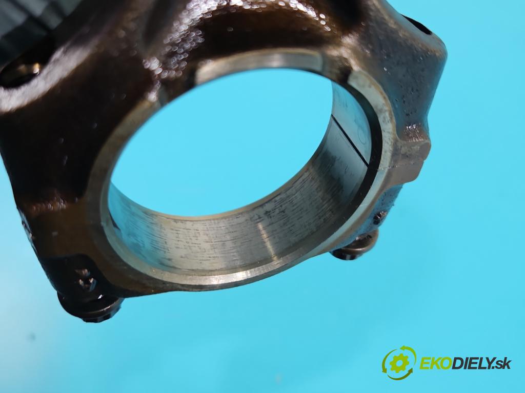 Honda CR-V II 2001-2006 2.0 16V 150 HP manual 110 kW 1998 cm3 5- piest  (Piest)