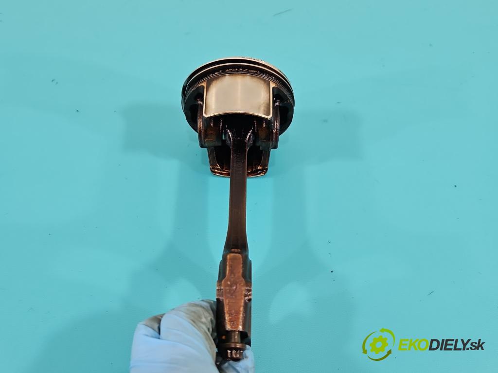 Honda CR-V II 2001-2006 2.0 16V 150 HP manual 110 kW 1998 cm3 5- piest  (Piest)