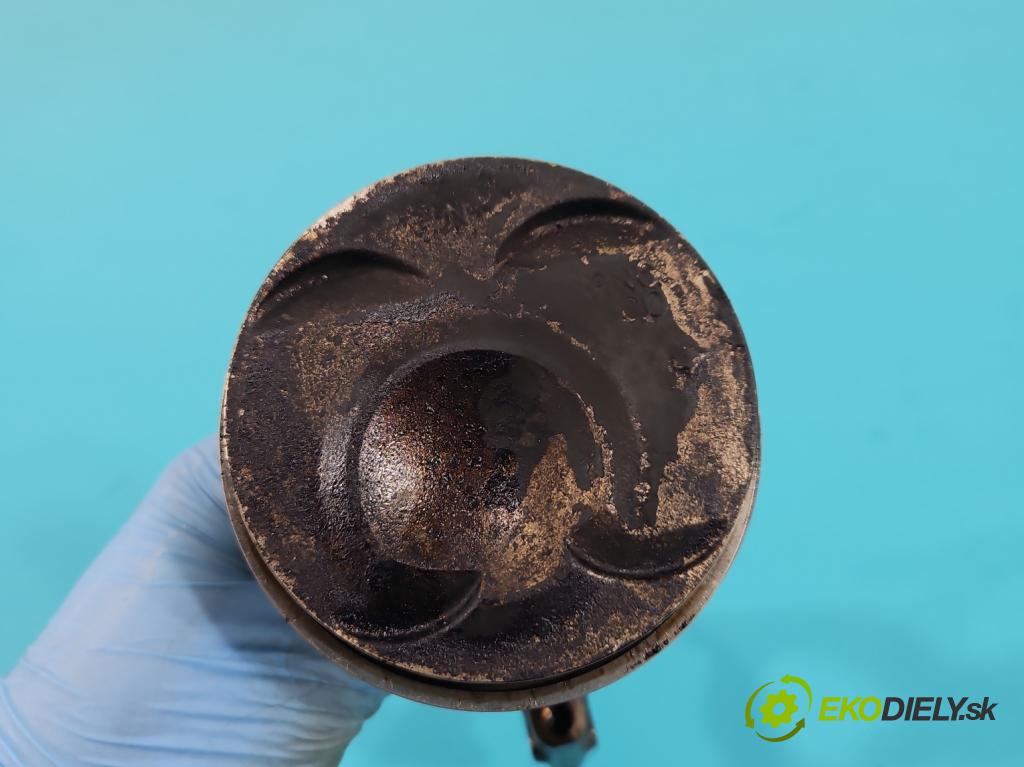 Honda CR-V II 2001-2006 2.0 16V 150 HP manual 110 kW 1998 cm3 5- piest  (Piest)