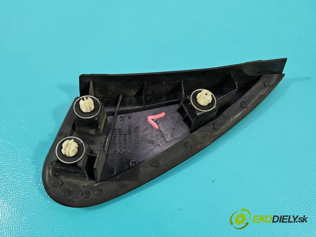 Toyota Corolla E16/E18  2013-2019 1.6 16V 132  HP manual 97 kW 1598 cm3 4- lišta blatník predné ľavé 60118-02140