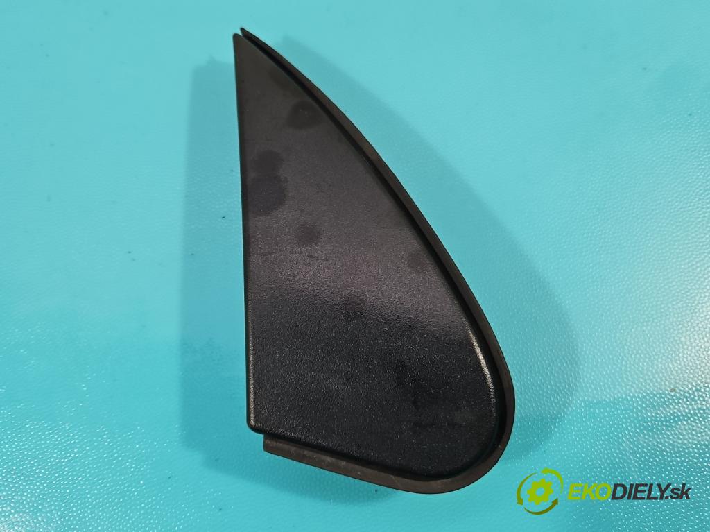 Toyota Corolla E16/E18  2013-2019 1.6 16V 132 hp manual 97 kW 1598 cm3 4- lišta blatník: přední pravé 60117-02140
