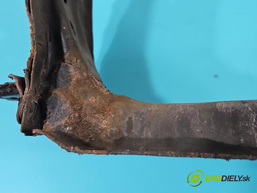 Toyota Corolla E16/E18  2013-2019 1.6 16V 132 hp manual 97 kW 1598 cm3 4- stěna přední  (Výztuhy přední)