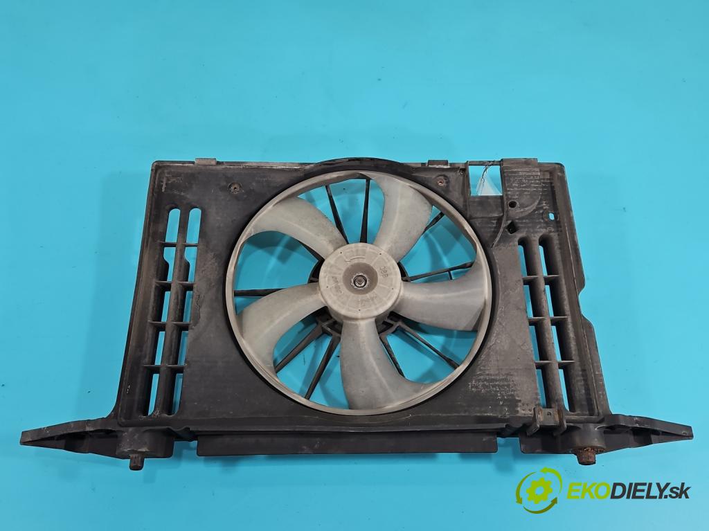 Toyota Corolla E16/E18  2013-2019 1.6 16V 132  HP manual 97 kW 1598 cm3 4- Ventilátor chladiča 16363-0D120